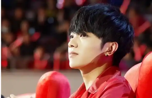 这盘大棋|娱乐圈|邓紫棋|古典乐|填词人|音乐专辑|社交平台_网易订阅