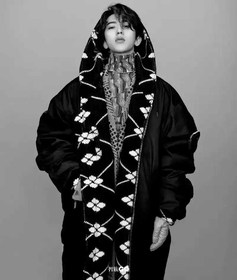 蔡徐坤 #黑白系 #时尚大片  #杂志封面 - 抖音