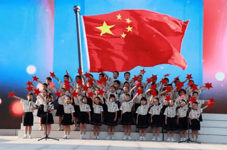 景晖校区我和我的祖国红色歌曲大合唱