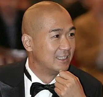 40年前,仅16岁张国立与尸体同睡4晚后,精神失常,差点命丧黄泉