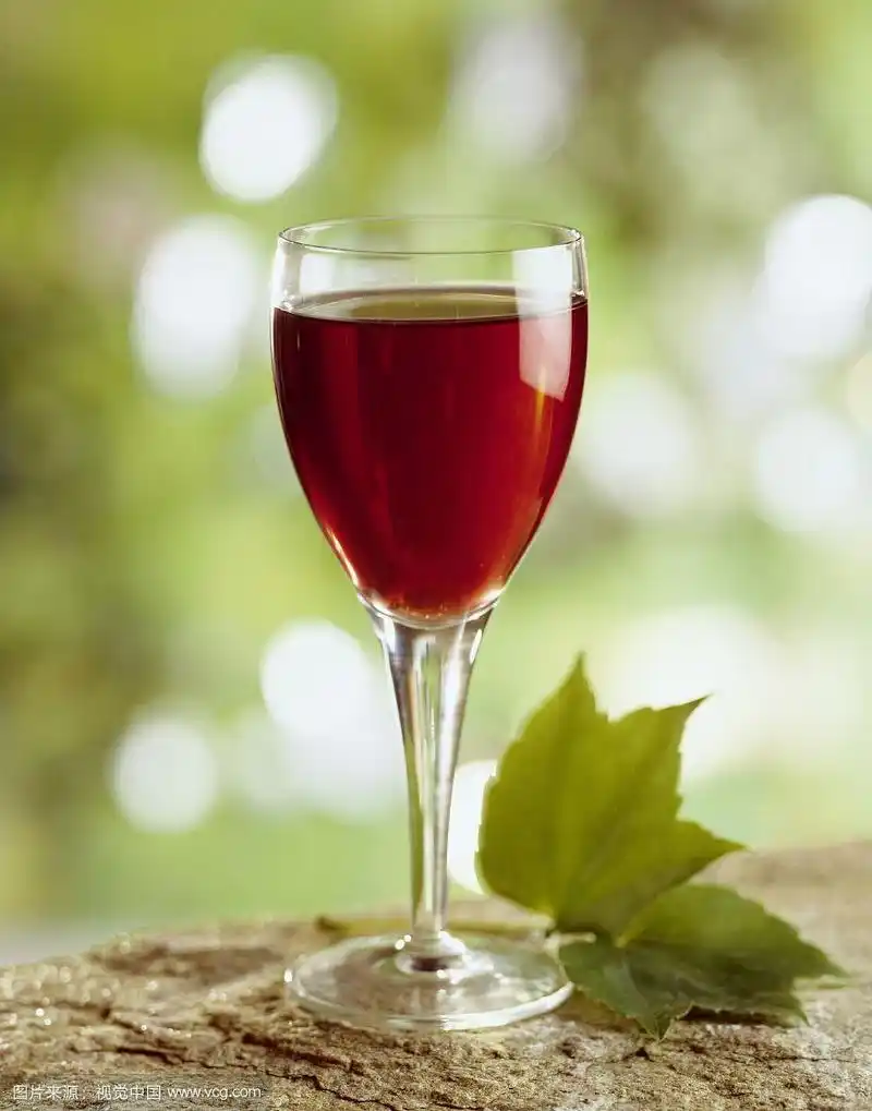 一杯红酒