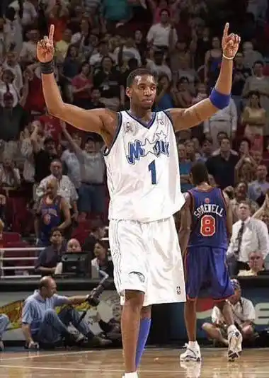 杜兰特麦迪活跃在小球时代他连替补都打不上拉低名人堂门槛