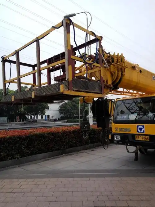 江阴专业吊车出租公司双利起重作业图赏