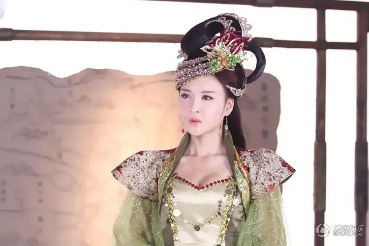 《封神英雄》春节开播 郑亦桐不惧成为大头妖精