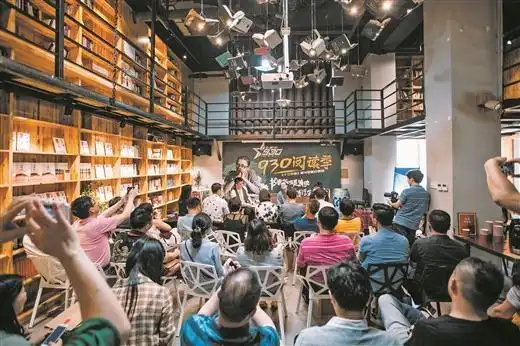 本报记者 张天韵/摄 本报记者 蒋 林 信息时代,互联网似乎渗透每一个