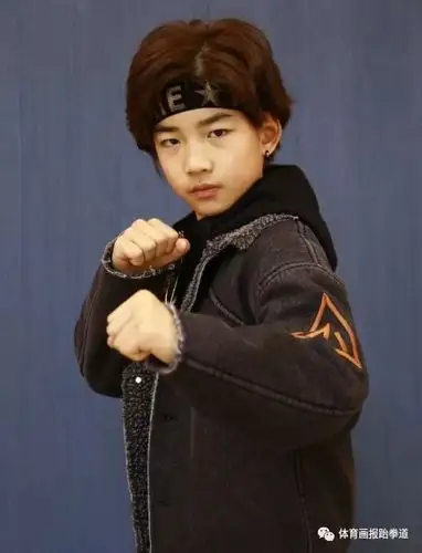 我是林秋楠,一名在跆拳道馆里长大的孩子.