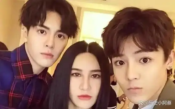 《王牌对王牌》的节目组还特意邀请了2006年的超女们前来参加节目.