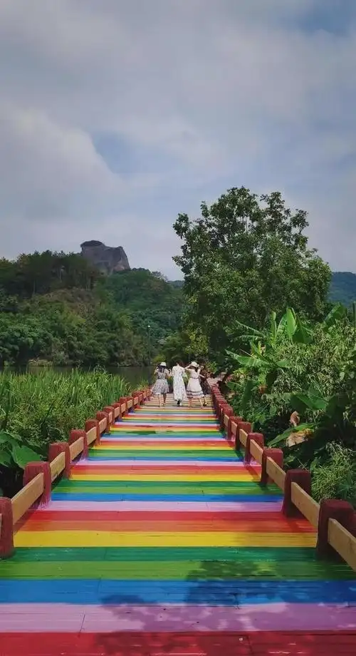 韶关丹霞山新增网红打卡点啦沿途多个景点串联美感十足