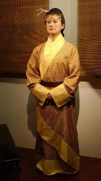 您好,您说的应该是辛追夫人.