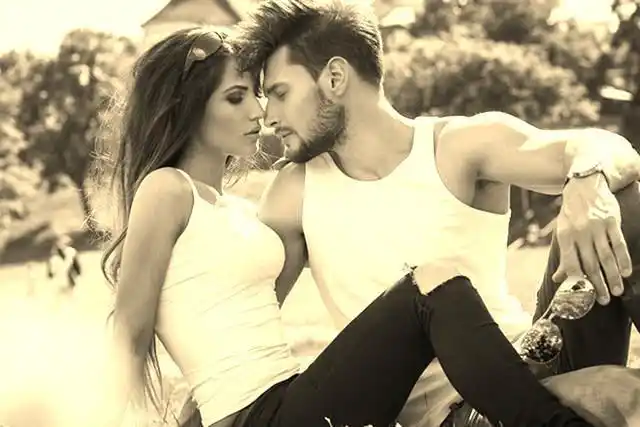 男女爱情的好句子男女之间唯美爱情句子