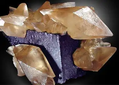 从晶体的角度看金刚石是什么