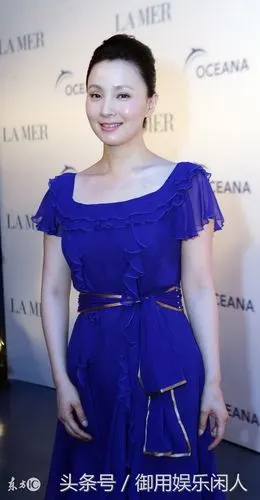 陶虹镜头前的她很有魅力!如今的她变得越来越美!