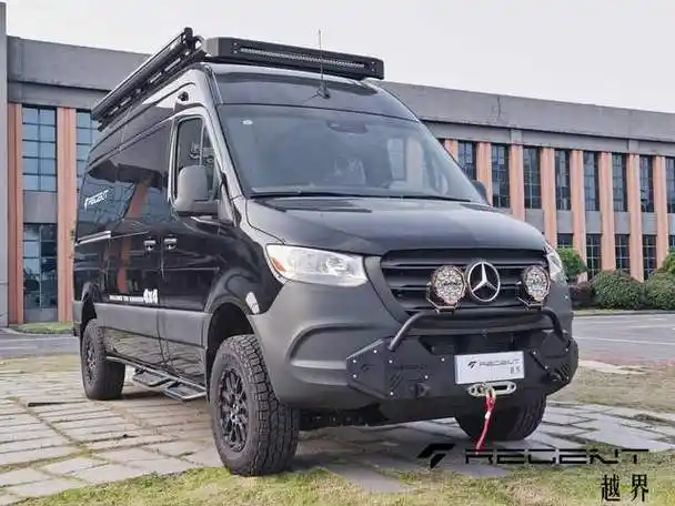 奔驰斯宾特商旅版四驱越野型的商务房车你喜欢吗
