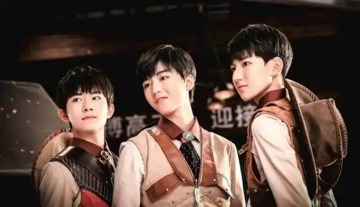 tfboys十周年演唱会结束,帝国姐姐们全面出击,三家唯粉不停互撕_后续