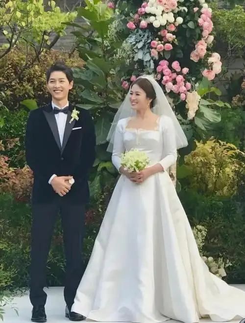 时隔五年,宋慧乔和宋仲基再见那一晚,亿万双宋cp粉都哭了