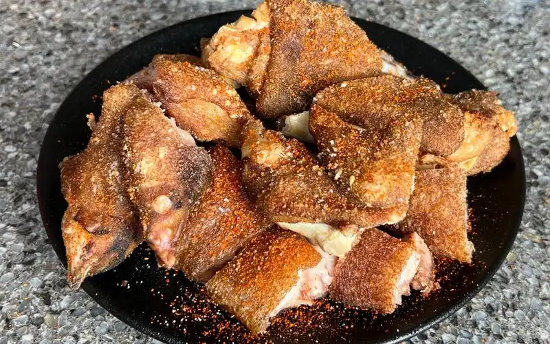 脆皮金牌猪手做法,出锅香气扑鼻,皮脆肉嫩,越吃越香