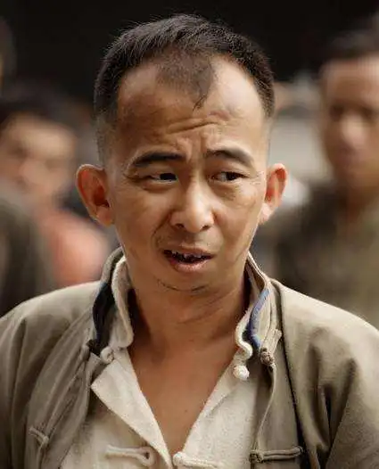 最丑男星巨兴茂(丑星巨兴茂身高1.6米)(5)