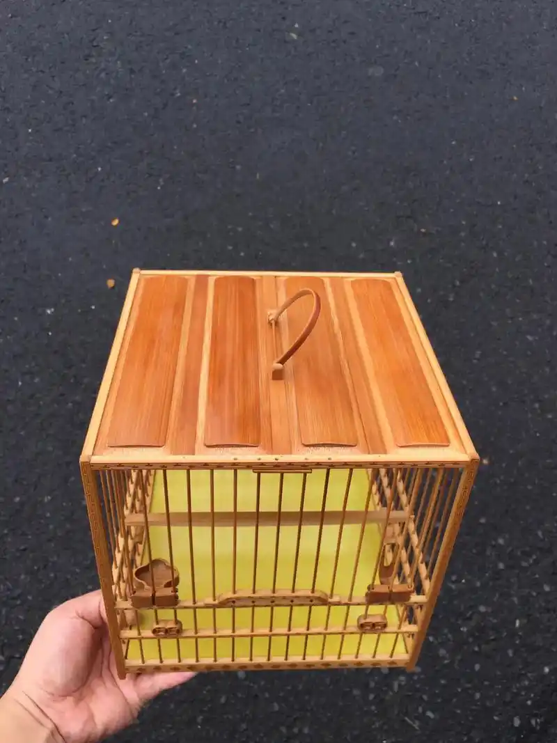 老竹留青 前面手工雕刻回纹绣板笼 #鸟笼 #支持全国发货 # - 抖音