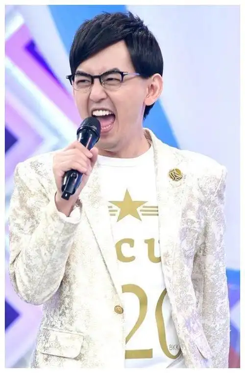 黄子佼谈范玮琪口罩事件相信给她上了一课