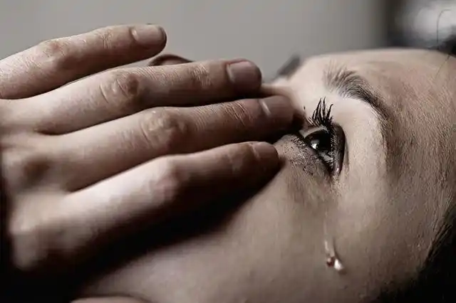 哭是最好的减压方法,"眼泪老师"全国演讲讲述哭泣的好处