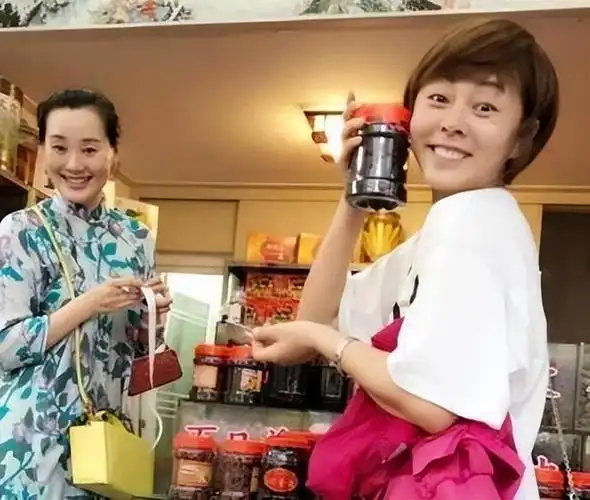 回顾著名演员黄渤:我这辈子正确的决定,就是娶了一个平凡的妻子|小欧