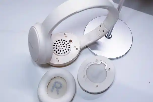 百元价位也有好头戴式耳机,西圣h1头戴式无线耳机体验_腾讯新闻