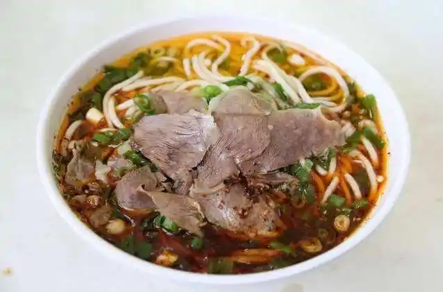 苏有朋面馆1碗"羊肉面"卖68元,网友尝过后:值这个价