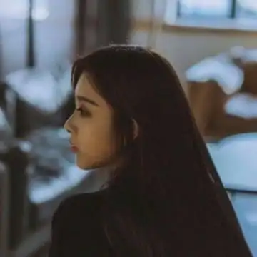 爱情伤感美女头像图片大全2019 我是你执迷的信徒