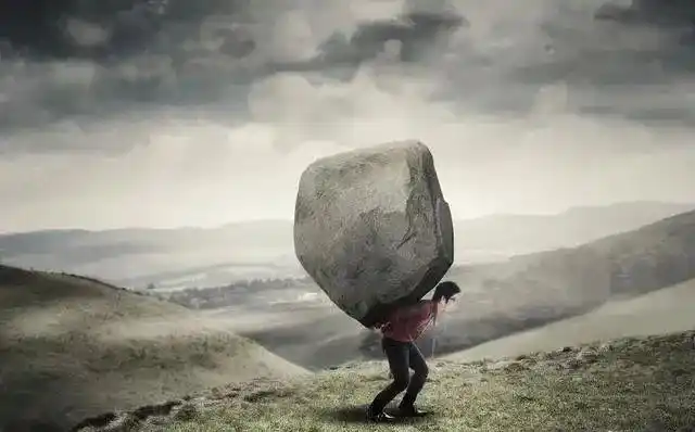 每个人的人生都会经历一段痛苦前行的日子,或早或晚,所以养成一个坚韧