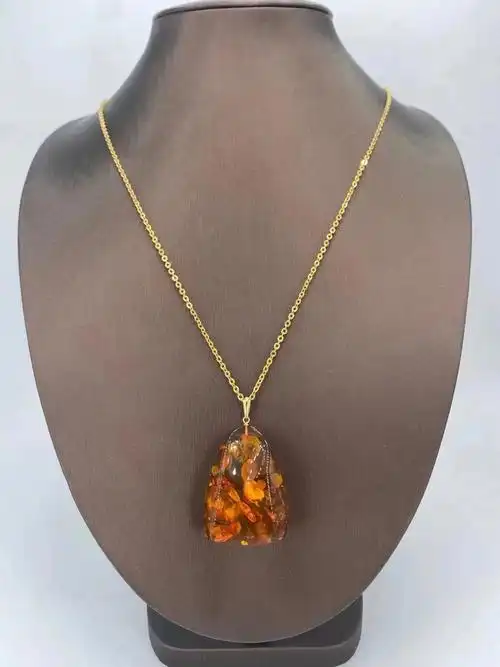 琥珀项链