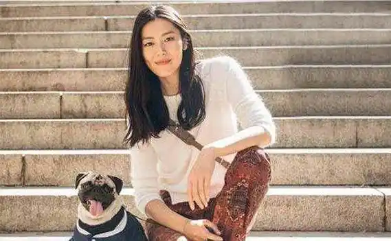 同是模特奚梦瑶和刘雯的道路为何完全不同?_成为了_目标_人生