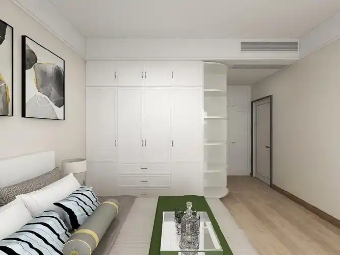 主卧室:进门转角柜,边上一排到边的大衣柜,业主喜欢极了