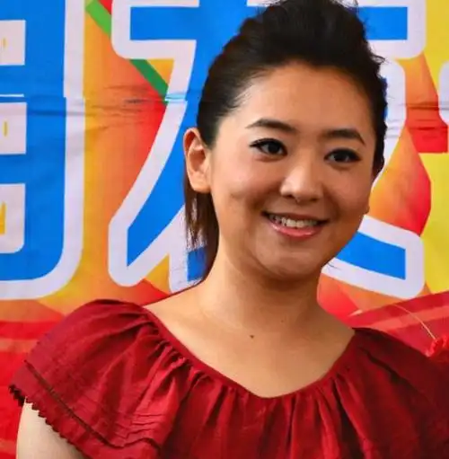 月亮姐姐:在央视少儿频道一待22年,央视内部的竞争有多激烈?