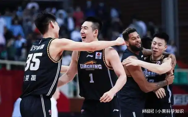 最后一战辽宁男篮10人轮换争冠郭少领衔三后卫重用内线双塔