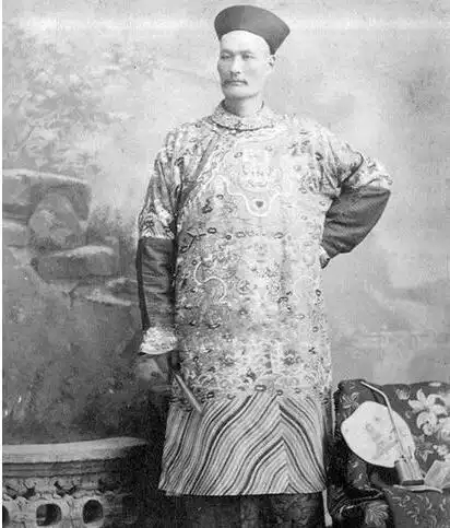 比姚明还高80厘米清代第一高人詹世钗真实身高