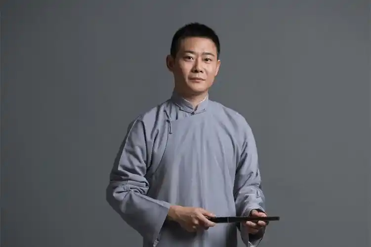 栾云平为什么地位高?栾云平的家境父母简介