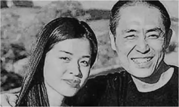 颜值不敌巩俐才情不如肖华陈婷如何牢牢牵住张艺谋