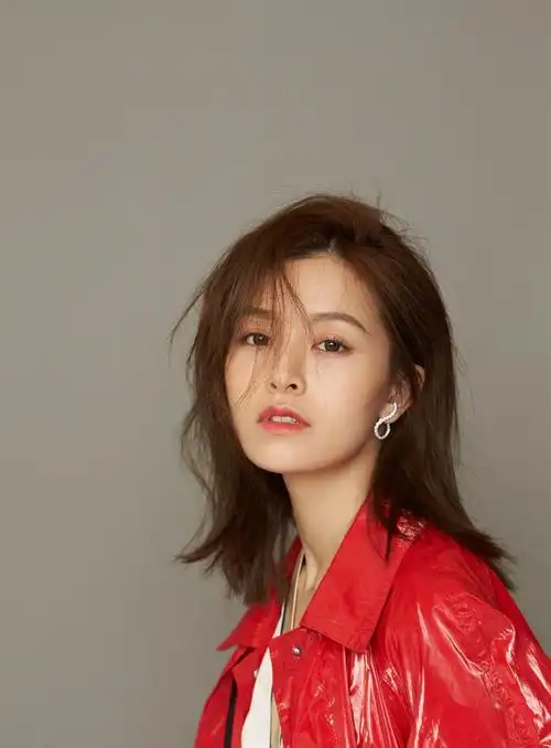 文咏珊魅力写真时尚大片