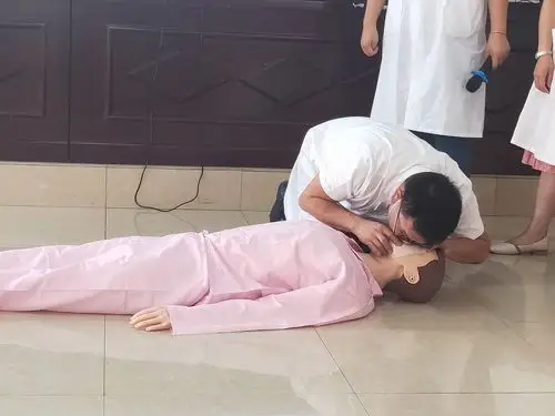 珍爱生命 预防溺水——凤凰镇中心小学开展防溺水安全教育系列活动(三