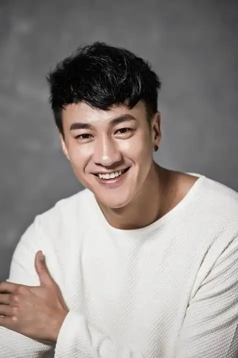 瘦成猴子就别演猛将何润东教你们什么才叫一夫当关万夫莫开