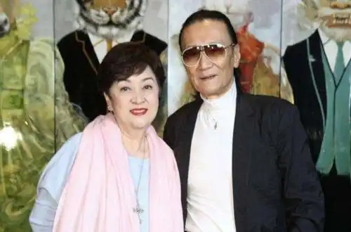 80岁上演"忘年恋",还掌掴81岁曾江,谢贤为何如此狂?