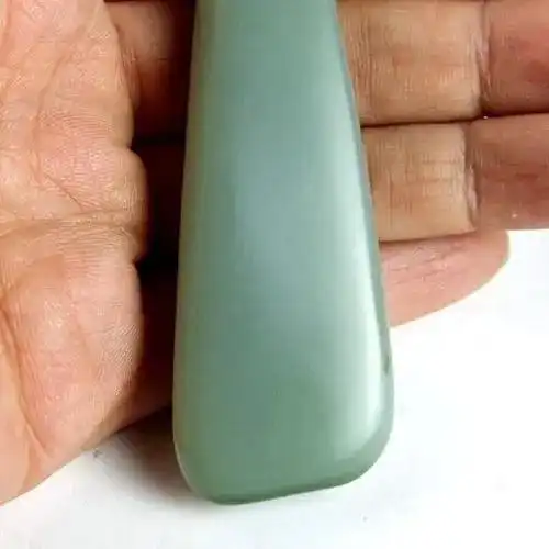 新疆和田玉之沙枣青