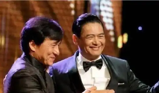 周润发香港之子跌落神坛晚节不保完美人设竟都是伪装