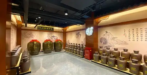 展厅内滑轨电视巧妙地展示华都的发展历程,呈现企业悠久的历史文化