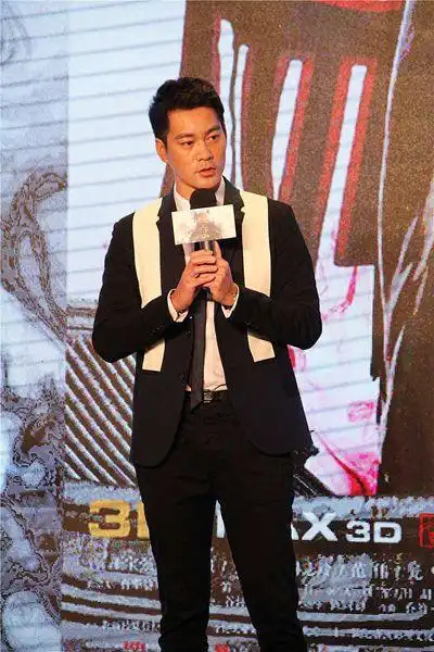 陈国坤《道士下山》发布会 功夫状元飙演技