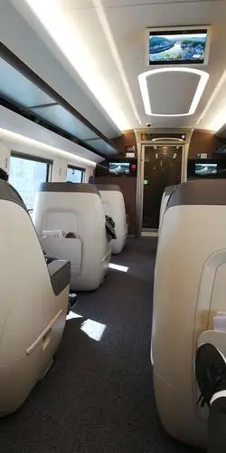 乘坐的高铁商务座