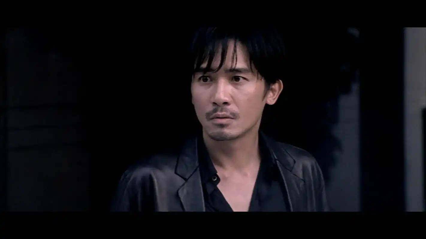 p>《无间道》是寰亚电影发行公司于2002年出品的一部警匪片,由 a