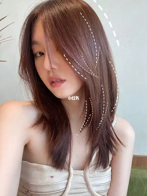 层次感中长发发型,真的是谁剪谁好看7515时尚百搭不挑脸型95