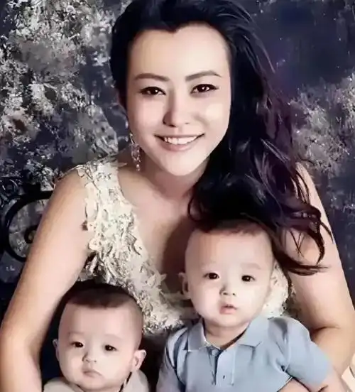 郝蕾揭秘与刘烨分手后我是如何独自撑起双胞胎的天空