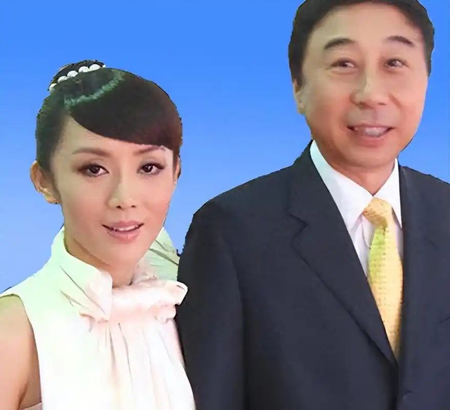 冯巩与妻子艾慧之间的感情比许多人想象中还要深,艾慧是冯巩年少时就